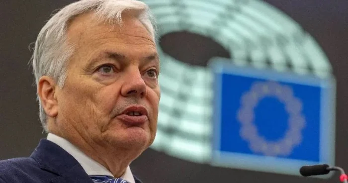 Keçmiş avrokomissar korrupsiyada ittiham olunur