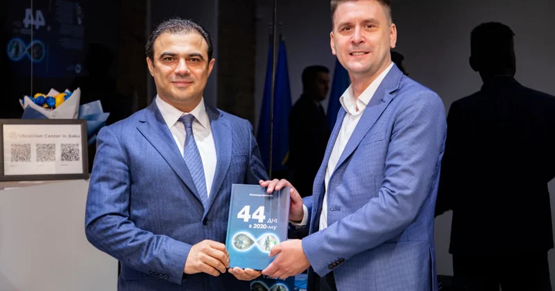 “2020 də 44 gün” kitabı təqdim olundu Video Fotolar