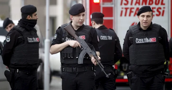 135 задержанных в борьбе с оружейной контрабандой в Турции