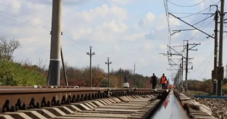 Sumqayıtda sürət qatarının relsləri oğurlandı, polis 4 nəfəri saxladı