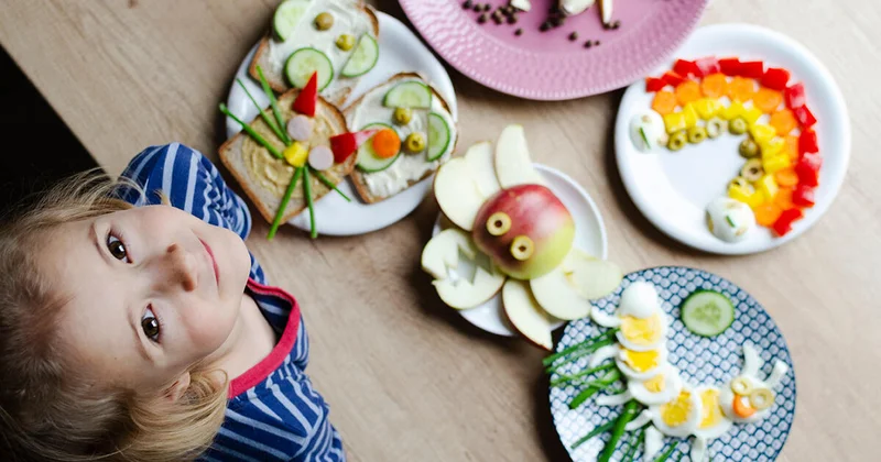 Как накормить привередливого ребенка: практические советы и хитрости