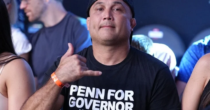 İki çəkidə keçmiş UFC çempionu il ərzində altıncı dəfə həbs olunub