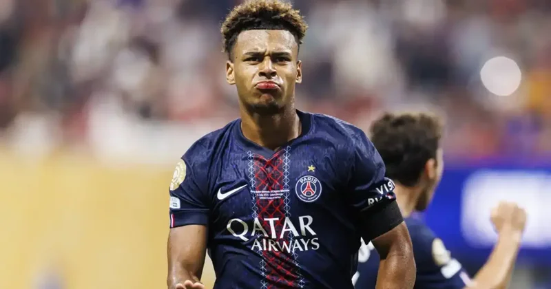 Qızıl oğlan seçildi