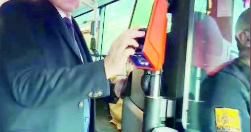 Paşinyanın “xalqla təmas” siyasəti: sadəlik, yoxsa fəndgirlik?