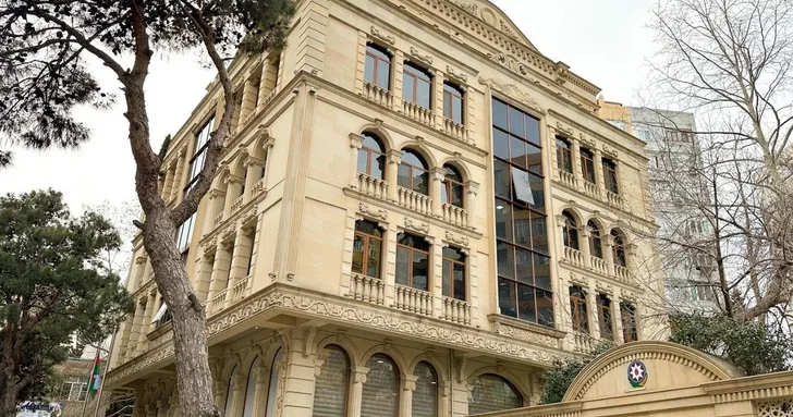 Госагентство по науке и высшему образованию Азербайджана опровергло информацию о переводе студентов