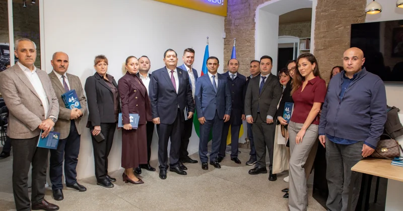 Ukraynalı siyasi hərbi ekspertin Azərbaycanın 44 günlük Vətən müharibəsinə dair kitabının təqdimatı olub