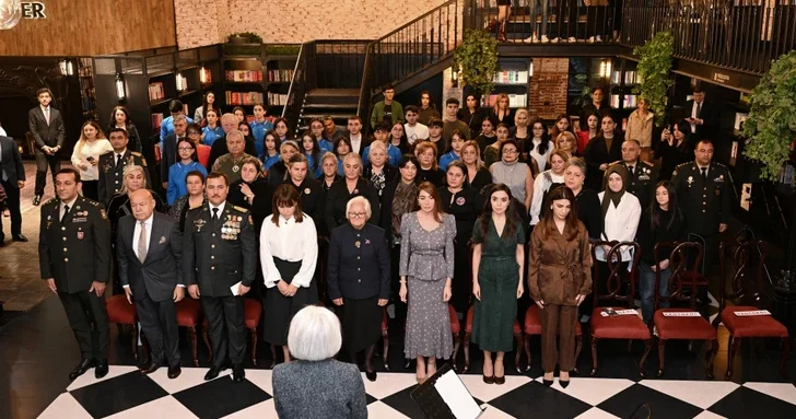 В Бакинском книжном центре состоялся музыкально литературный вечер Радость Победы