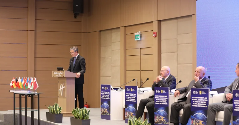 Sosial Tədqiqatlar Mərkəzi tərəfindən elmi praktik konfrans keçirilib YENİLƏNİB/FOTOLAR