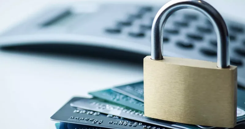 В Узбекистане растет число граждан, оформляющих самозапрет на кредиты