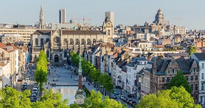 Səmada dronlar göründü: Ölkədə uçuşlar dayandırıldı