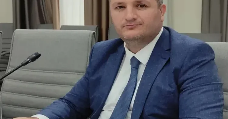 Dili itirmək, kimliyi itirmək deməkdir Elmlər doktoru Prezidentin çağırışına qoşuldu