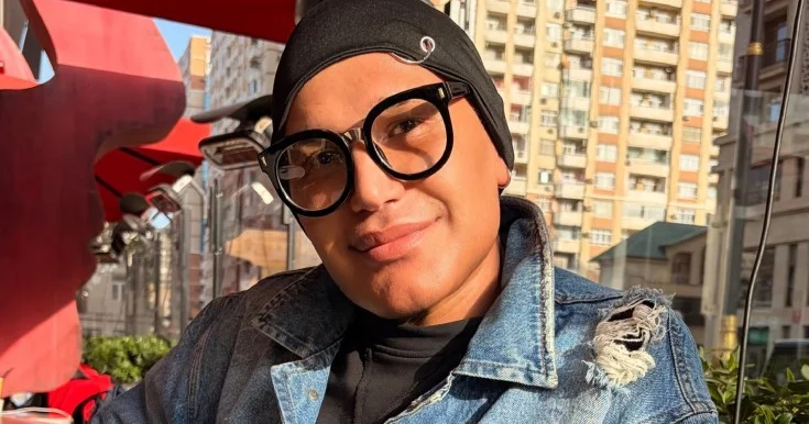 Yeni bir hekayə başlayır Fotolar