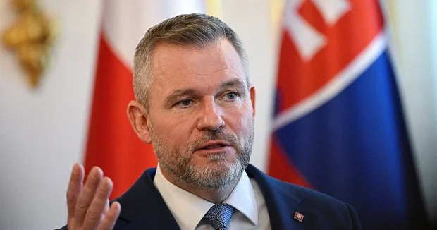 Slovakiya Prezidenti Aİ nin mümkün olmayan tələbindən danışdı.