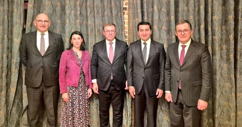 Париж признаёт поражение и учится жить по новым правилам Minval Politika