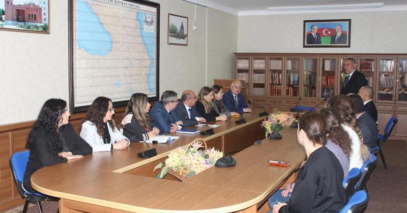 AMEA Naxçıvan Bölməsində tanınmış tarixçi alim Anar İsgəndərovla görüş keçirilib