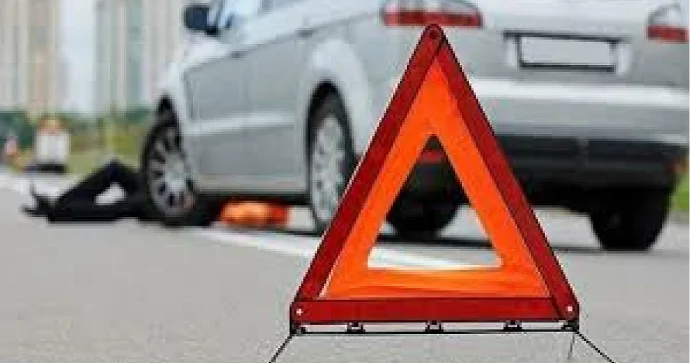 Avtomobili piyadaların üzərinə sürdü 10 nəfər xəsarət aldı