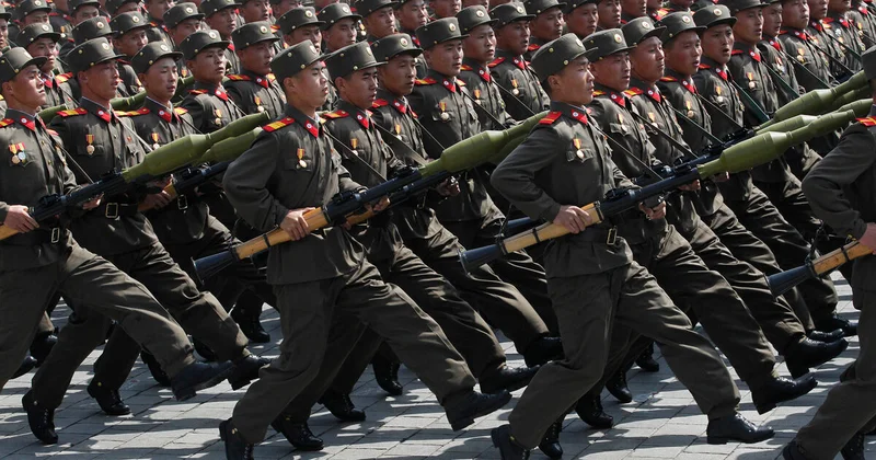 КНДР перебрасывает в Россию тысячи военных Minval Politika