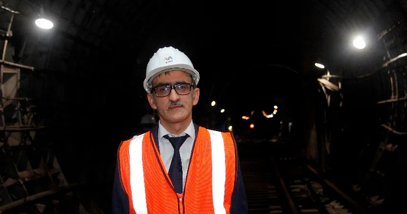 Prezident mətbuat katibini təltif etdi