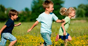 Müəllimlər uşaqları hörmət və empatiya inkişaf etdirməyə çağırır...