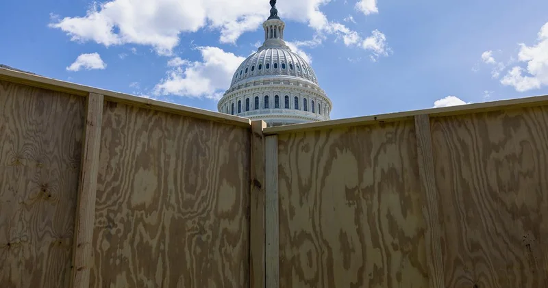 В США зафиксирован самый продолжительный шатдаун в истории Minval Politika