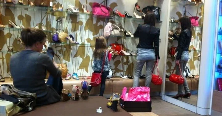 Xalq artistinin biznesi təhlükədə: Qızının adını daşıyan brend əldən gedir