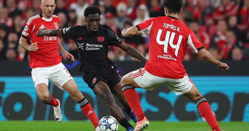 Joze Mourinyonun komandası növbəti dəfə məğlubiyyətə uğrayıb VİDEO