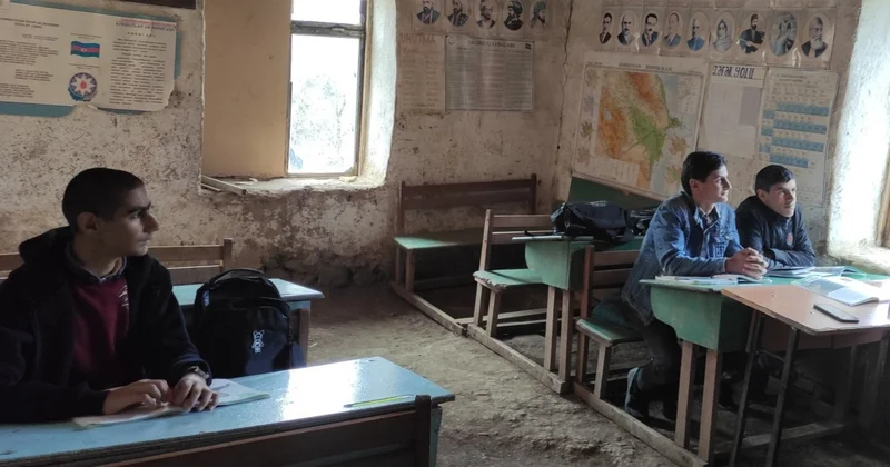 Fotosu yayılan kənd məktəbi ilə bağlı RƏSMİ AÇIQLAMA