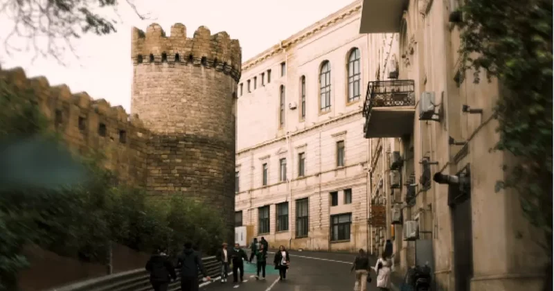 На официальном аккаунте клуба Челси опубликованы кадры из Баку