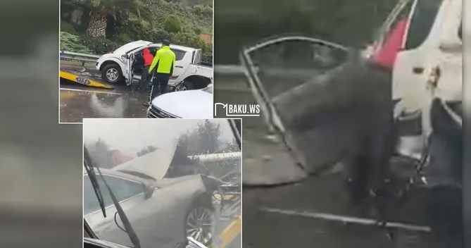 Aeroport yolunda ağır QƏZA: Üç avtomobil toqquşub, biri aşıb