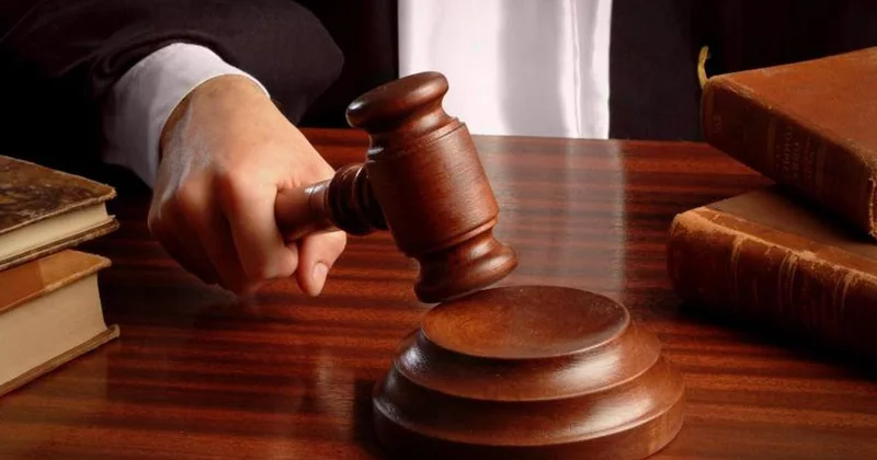 326 milyonluq qaçaqmalçılıq etməkdə təqsirləndirilən şəxslərə hökm oxunub