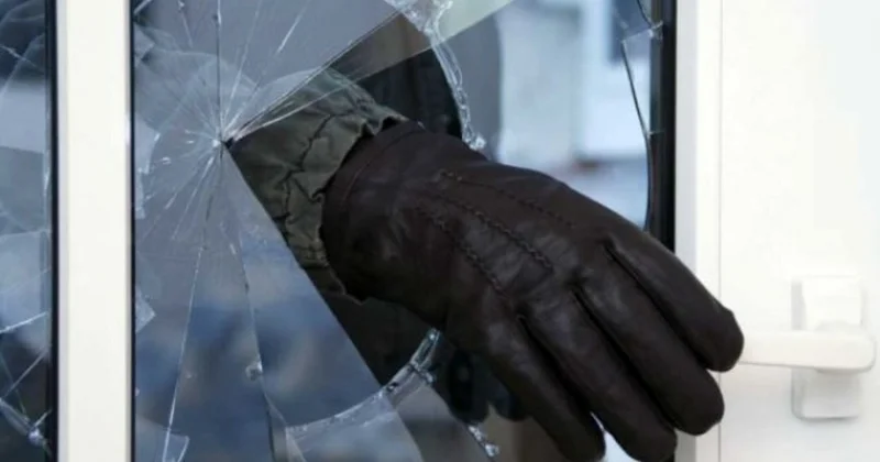 Abşeronda marketdən oğurluq edən şəxs SAXLANILDI