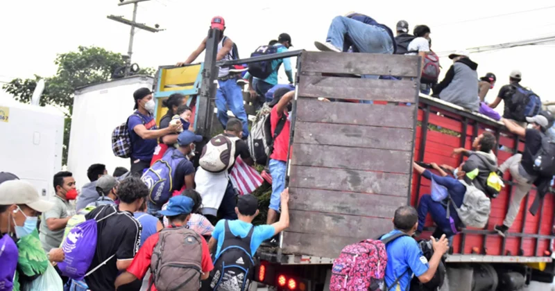 Nəzarətsiz miqrant axını ABŞ ni üçüncü dünya ölkəsinə çevirir