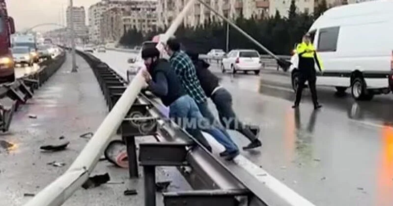 Тяжелая авария на трассе Баку Сумгайыт ВИДЕО