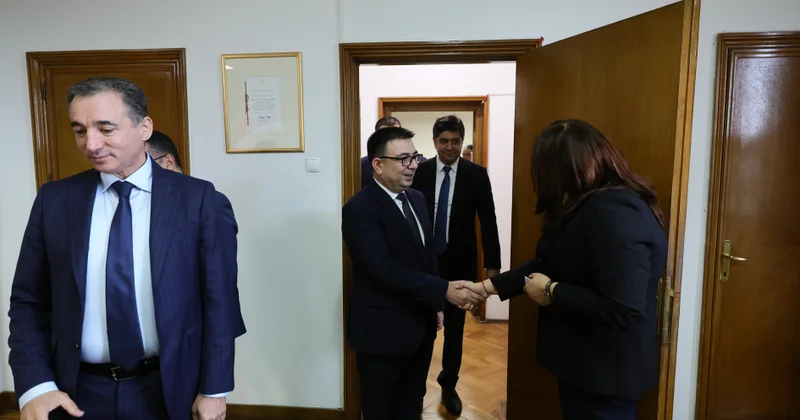 Əməkdaşlığın dərinləşdirilməsi müzakirə olunub FOTOLAR