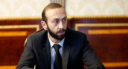 Müqavilə mətninin 17 maddəsindən 15i üzrə razılığa gəlinib Mirzoyan AÇIQLANDI