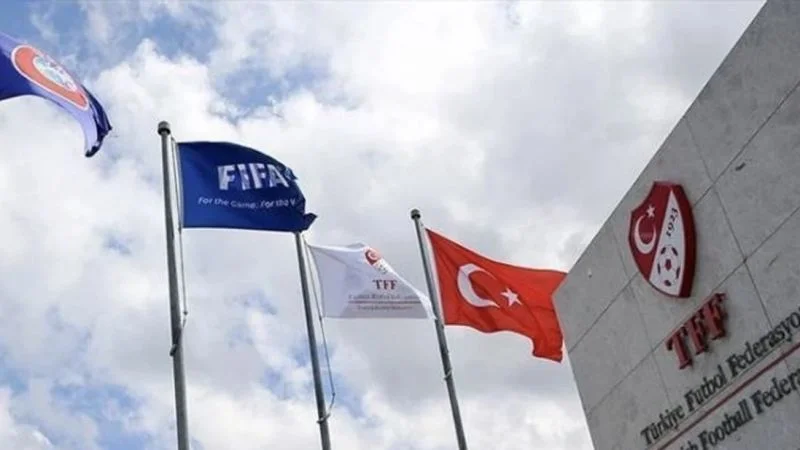 Türkiyə Futbol Federasiyası əsgər salamına görə UEFAya şikayət etdi