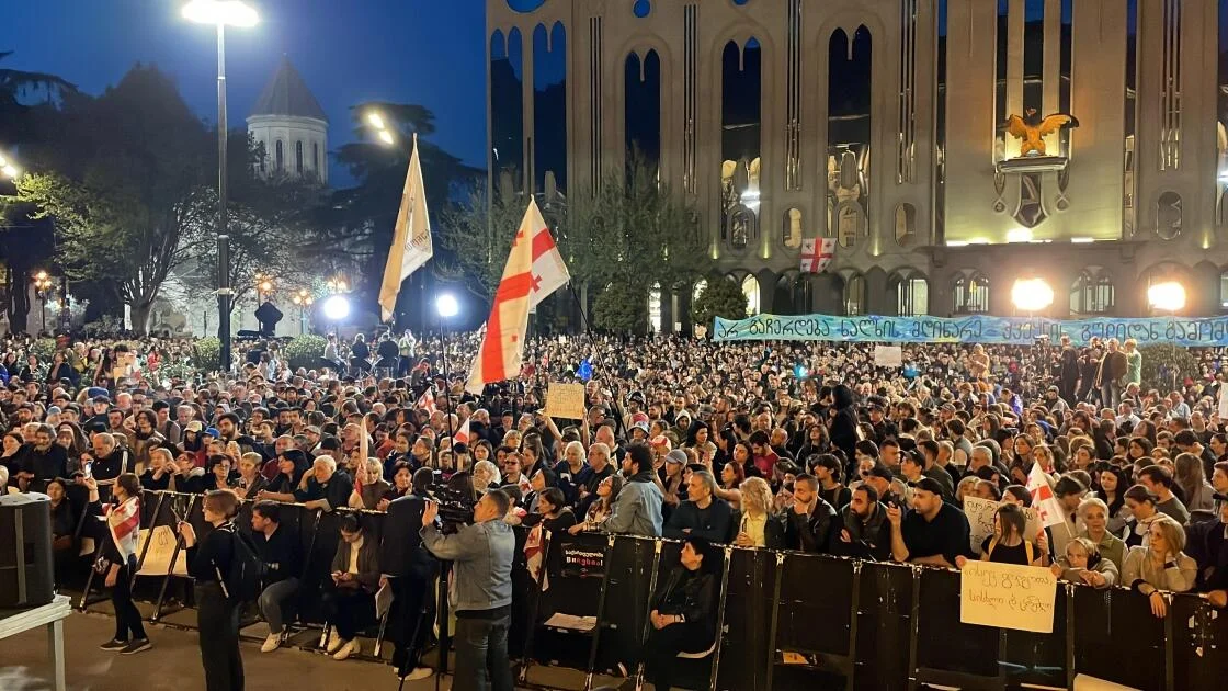 Gürcüstana müharibə elan edildi: Silahlarımız sizə qarşı yönəlib