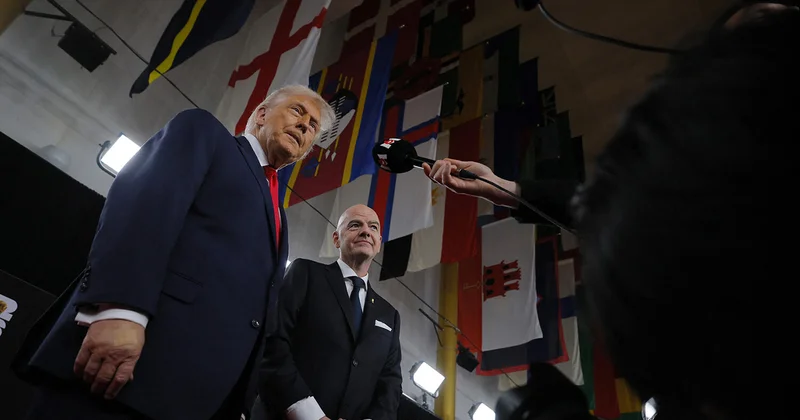 “Səkkiz müharibəni bitirdim” Tramp