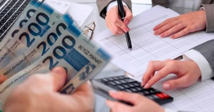 Для госслужащих в Азербайджане устанавливаются новые пособия и льготы Minval Politika