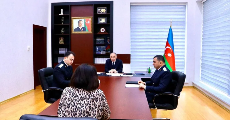 Baş prokuror Sumqayıtda vətəndaşları qəbul edib FOTOLAR