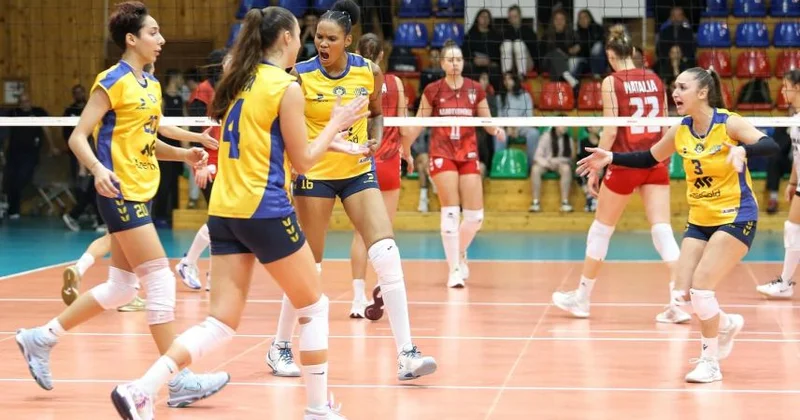 Гянджа и Азеррейл в гостях у аутсайдеров