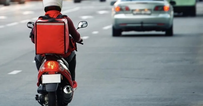 Moped sürənlərin NƏZƏRİNƏ cərimələnə bilərsiniz