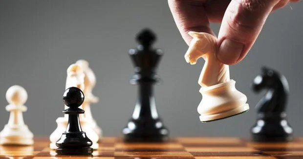 Şahmat çempionatı başladı