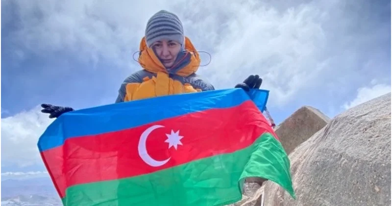 Azərbaycan alpinisti Antarktidanın ən yüksək zirvəsini fəth edib