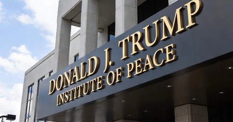 Институт мира назвали именем Трампа, но лучшим переговорщиком был Кеннеди МНЕНИЕ