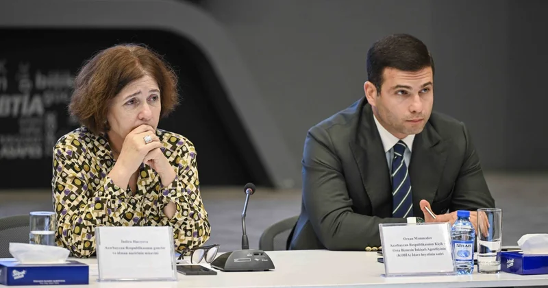 Gənclər arasında sahibkarlığın inkişafı müzakirə olundu FOTO