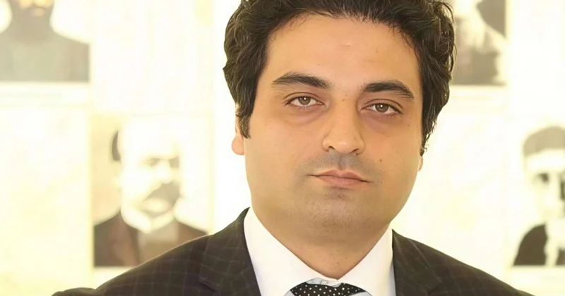 "Onlar Xameneiyə şeir yazanlardır" Sayman Aruzdan 183 yazara CAVAB