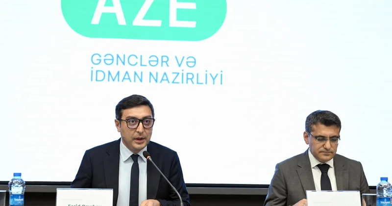 Fərid Qayıbov beynəlxalq yarışlarda yüksək nəticələr əldə etmiş idmançılarla görüşüb FOTO