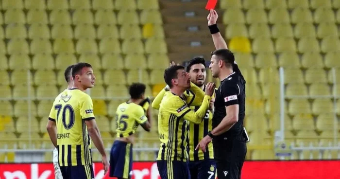 Türkiyə futbolunda kütləvi həbslər