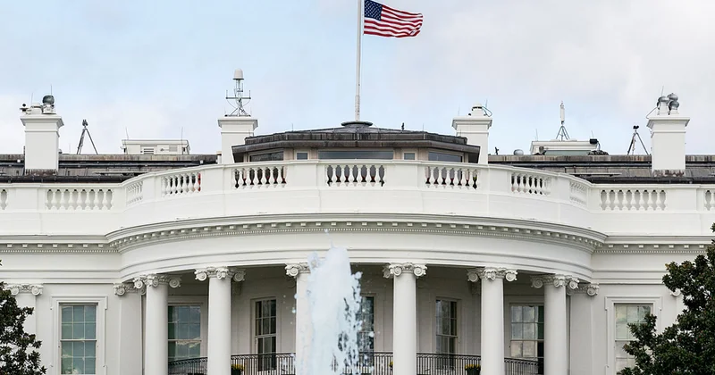 Белый дом: климатическая повестка нанесла ущерб Европе и опасна для Соединённых Штатов